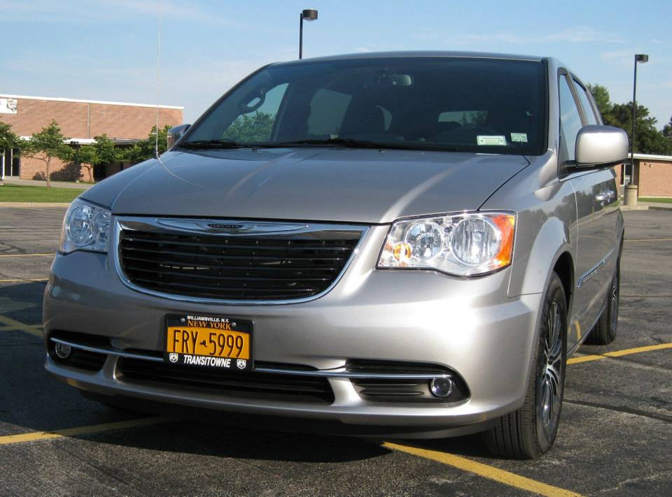 Download Chrysler 2012 Town and Country Operators Owners Manual